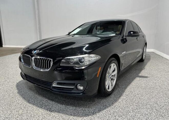 2016 BMW 5 Series 528i