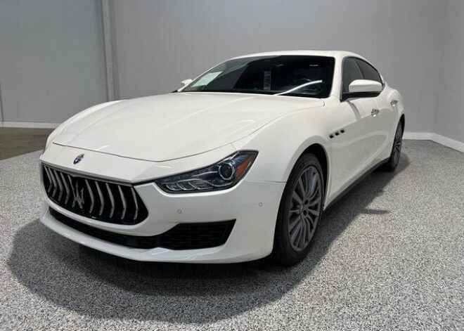 2020 Maserati Ghibli