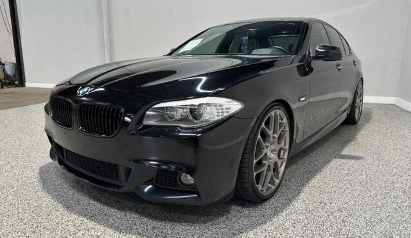 2011 BMW 5 Series 550i