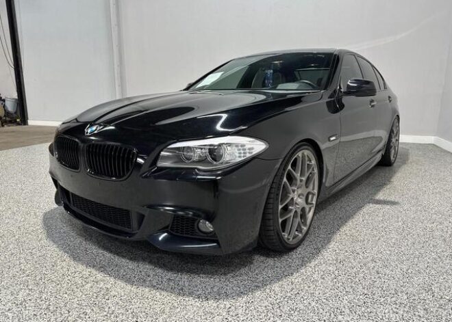 2011 BMW 5 Series 550i