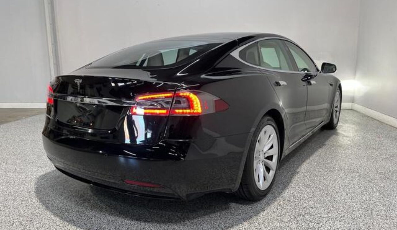 2017 Tesla Model S