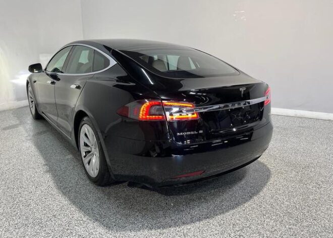 2017 Tesla Model S