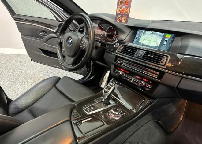 2011 BMW 5 Series 550i