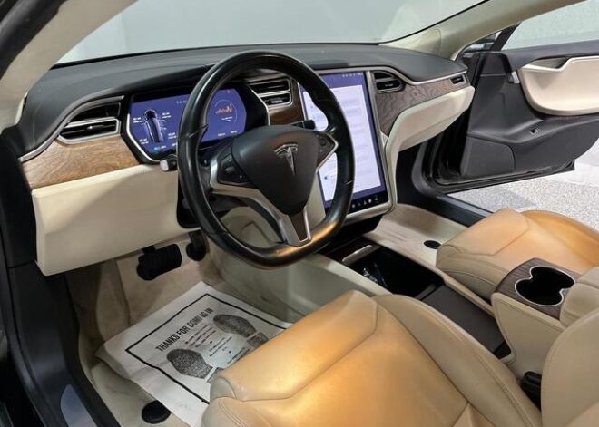 2017 Tesla Model S