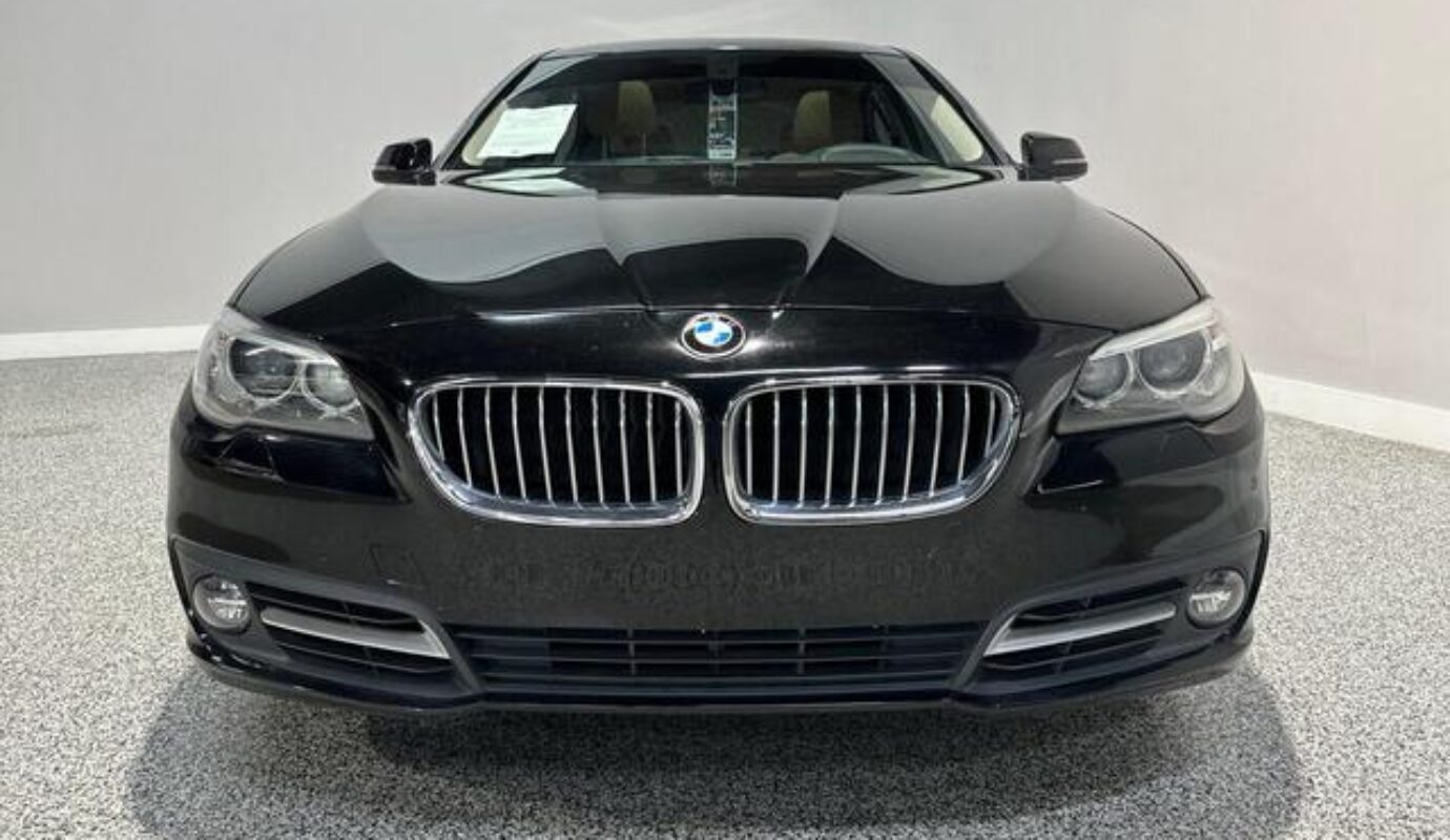 2016 BMW 5 Series 528i