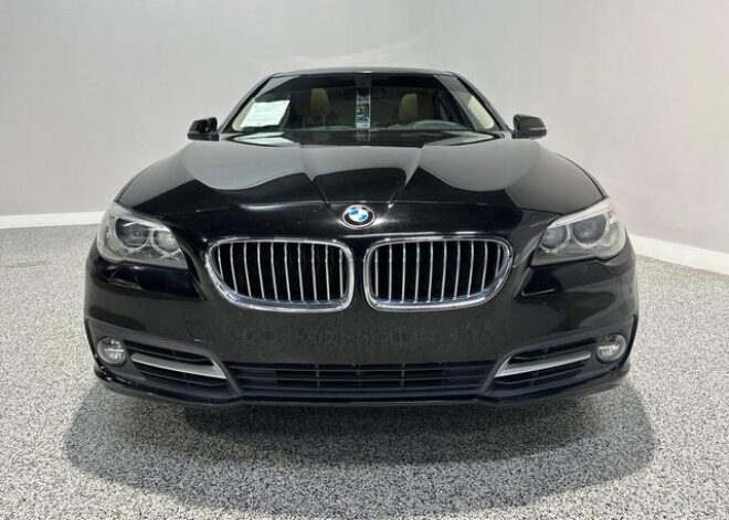 2016 BMW 5 Series 528i