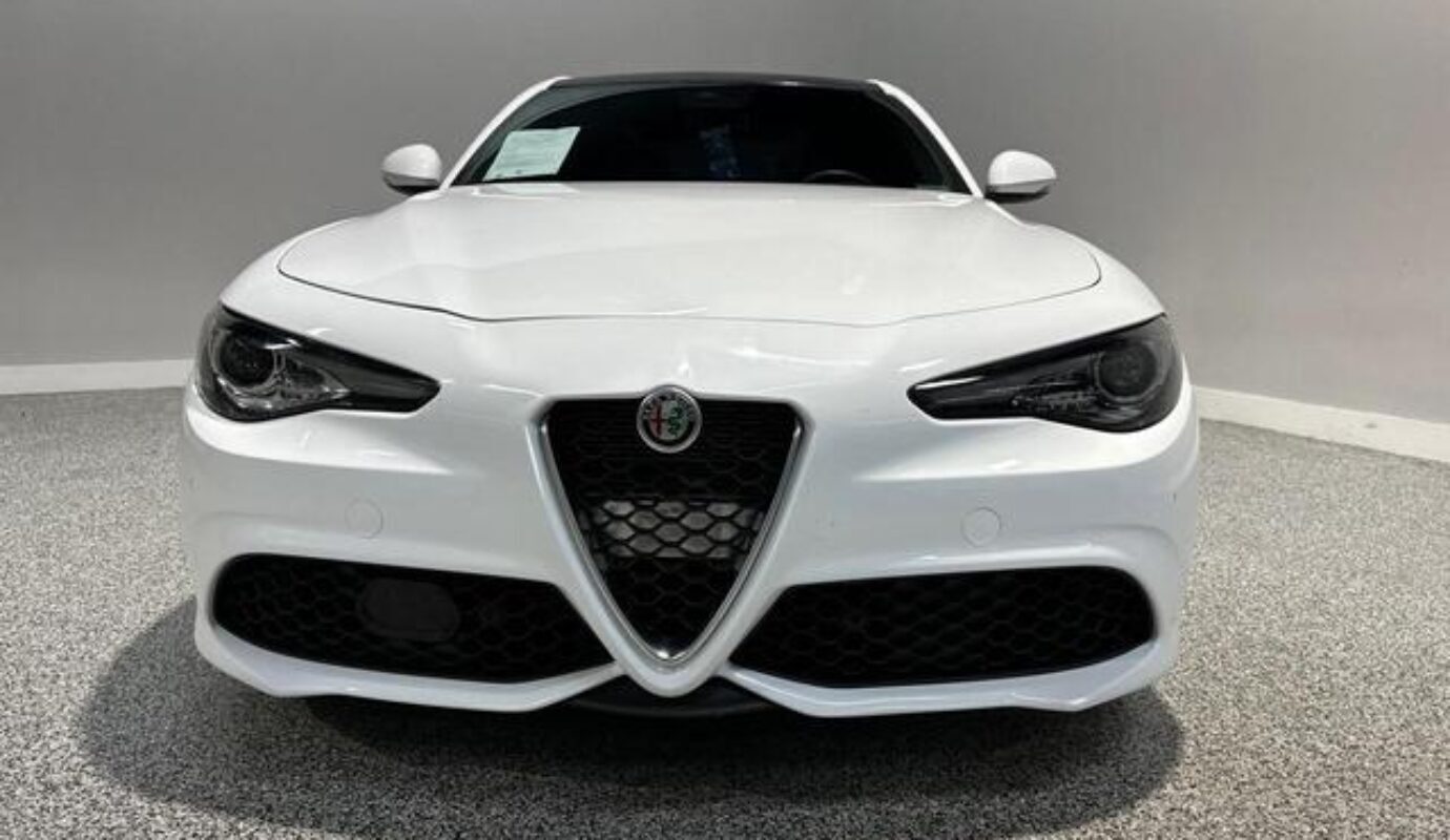 2022 Alfa Romeo Giulia Veloce