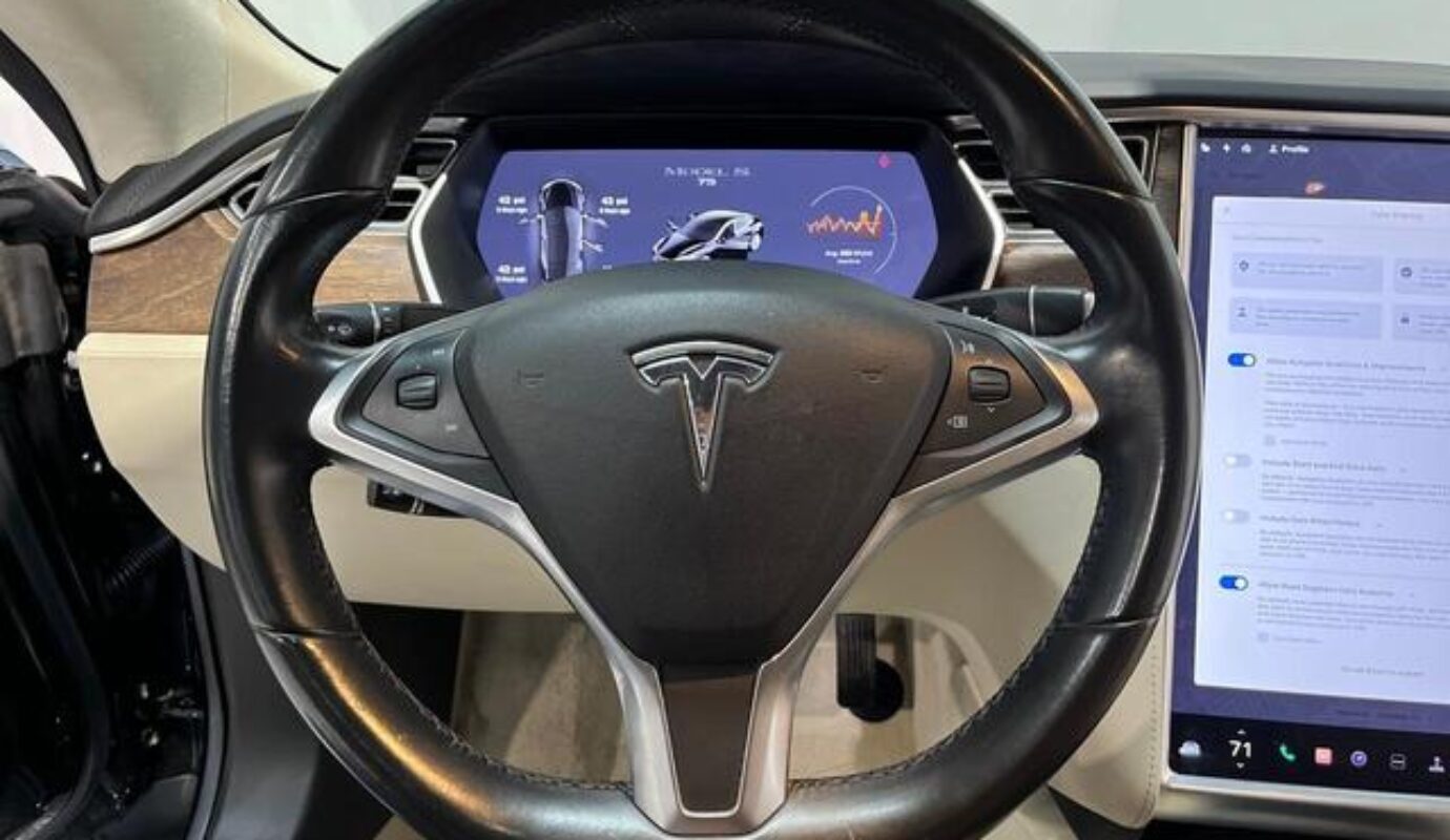 2017 Tesla Model S