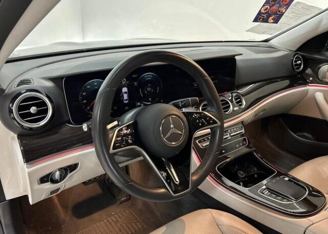 2021 Mercedes-Benz E-Class E 350