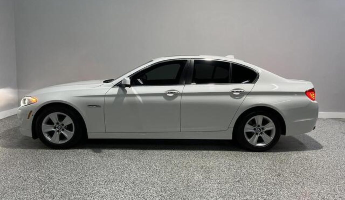 2013 BMW 5 Series 528i