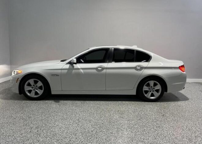 2013 BMW 5 Series 528i