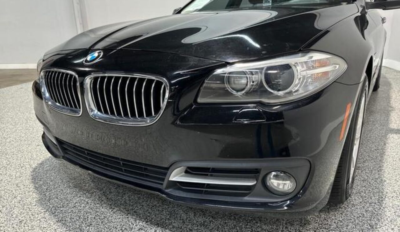 2016 BMW 5 Series 528i