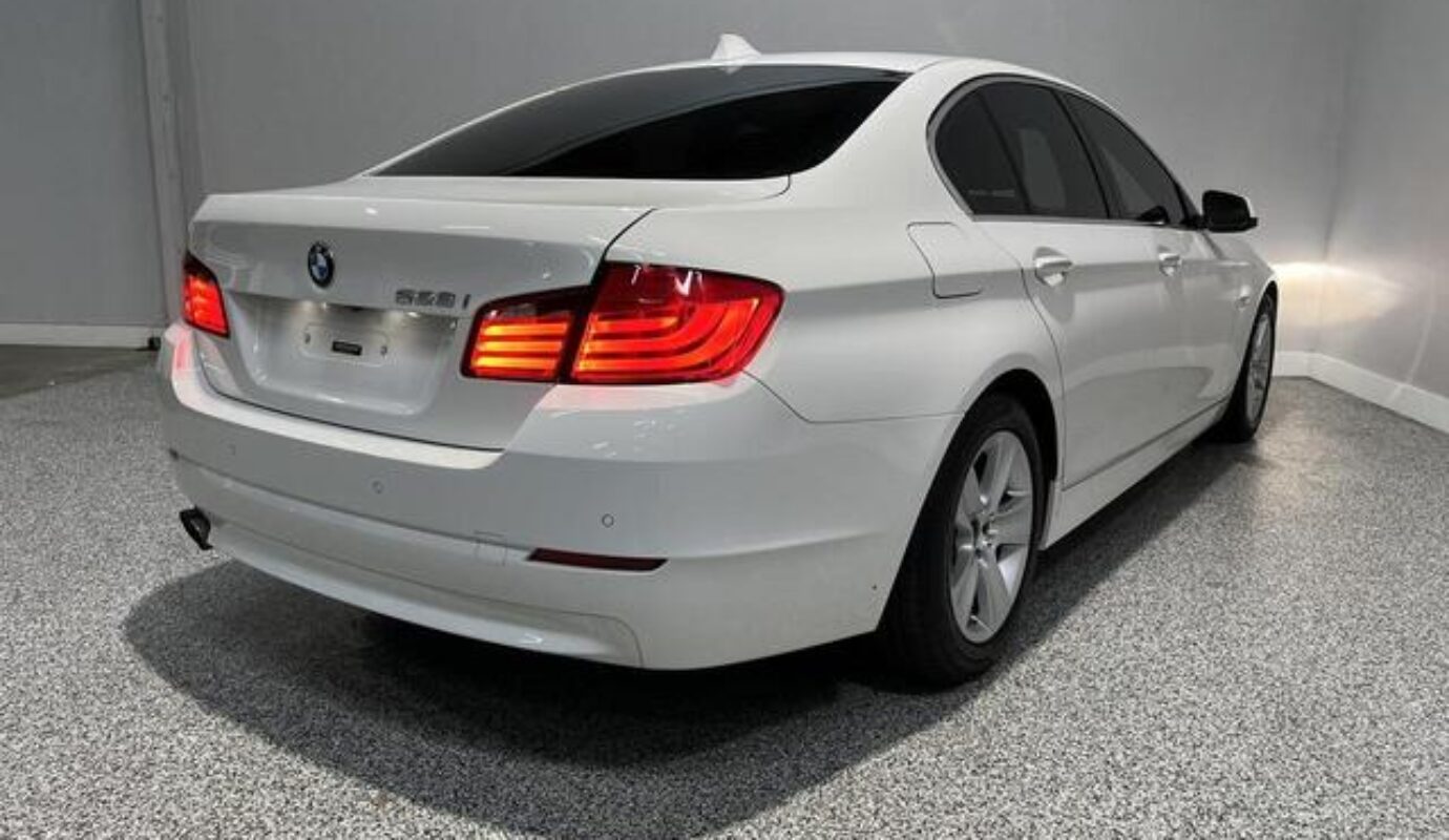 2013 BMW 5 Series 528i