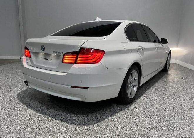 2013 BMW 5 Series 528i