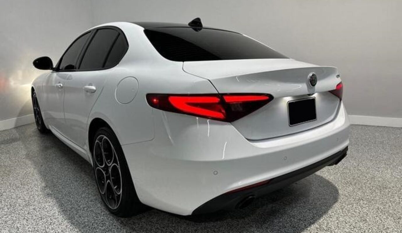 2022 Alfa Romeo Giulia Veloce