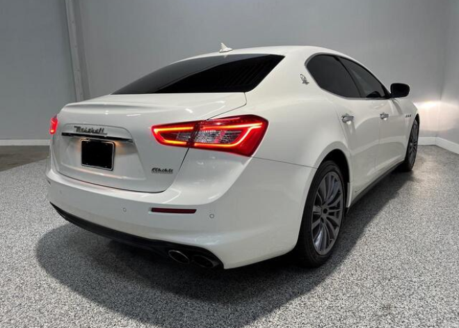 2020 Maserati Ghibli